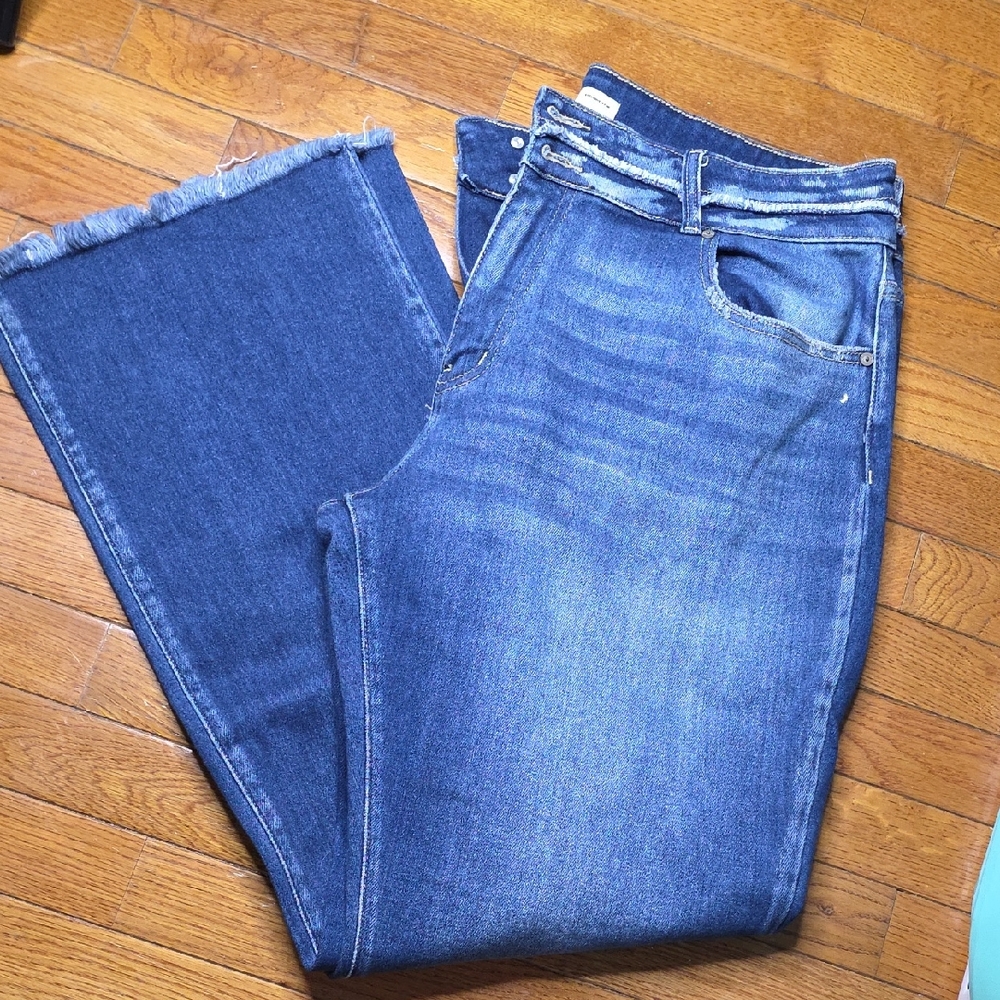 KanCan™ High Rise Curvy Double Button Bootcut